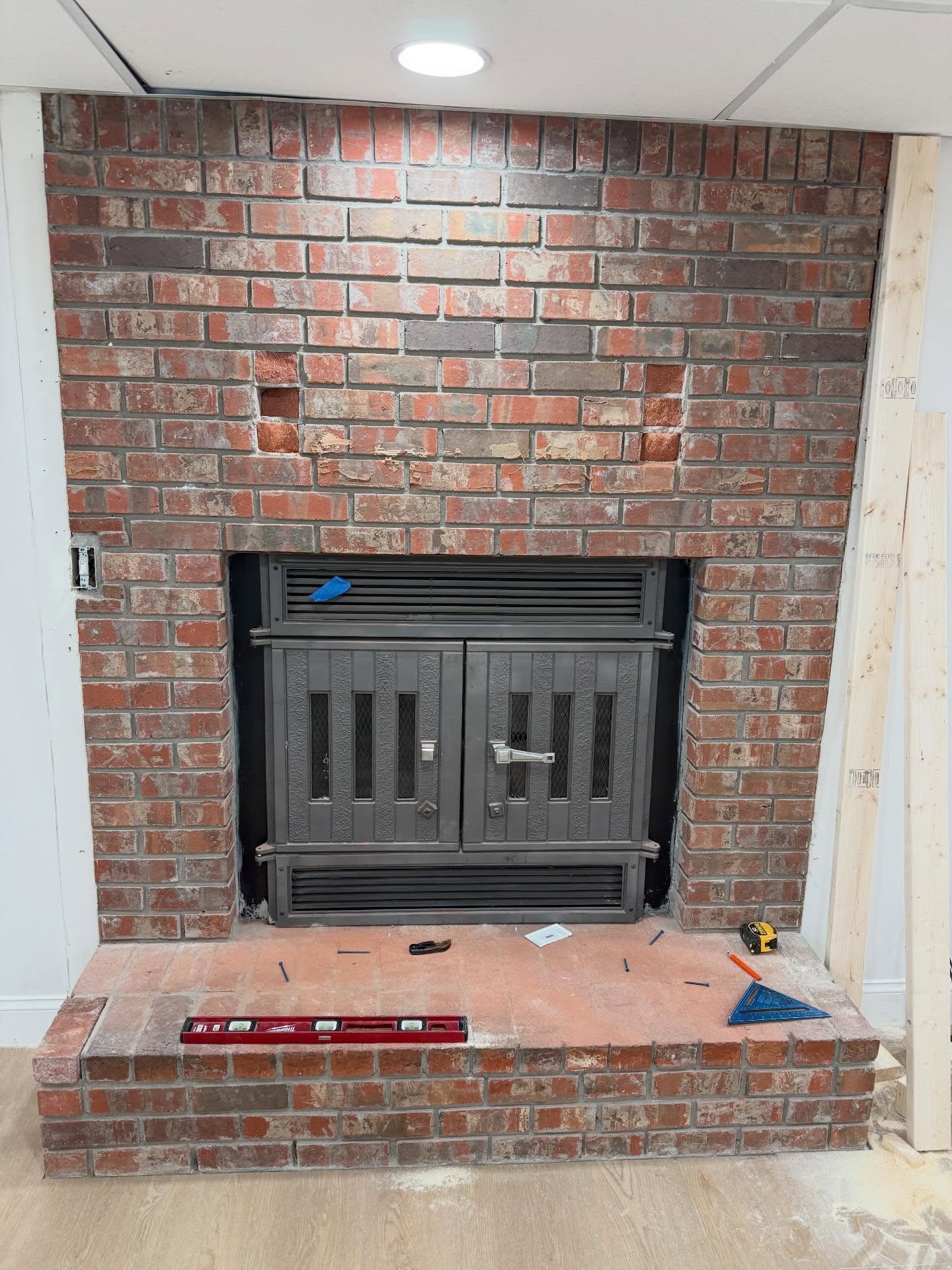 Fireplace before renovation in Gwinnett County, GA