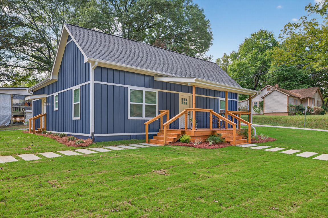 Front porch painting and refresh in Buford, GA